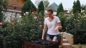Нежная, с хрустящей корочкой целая курочка на мангале!