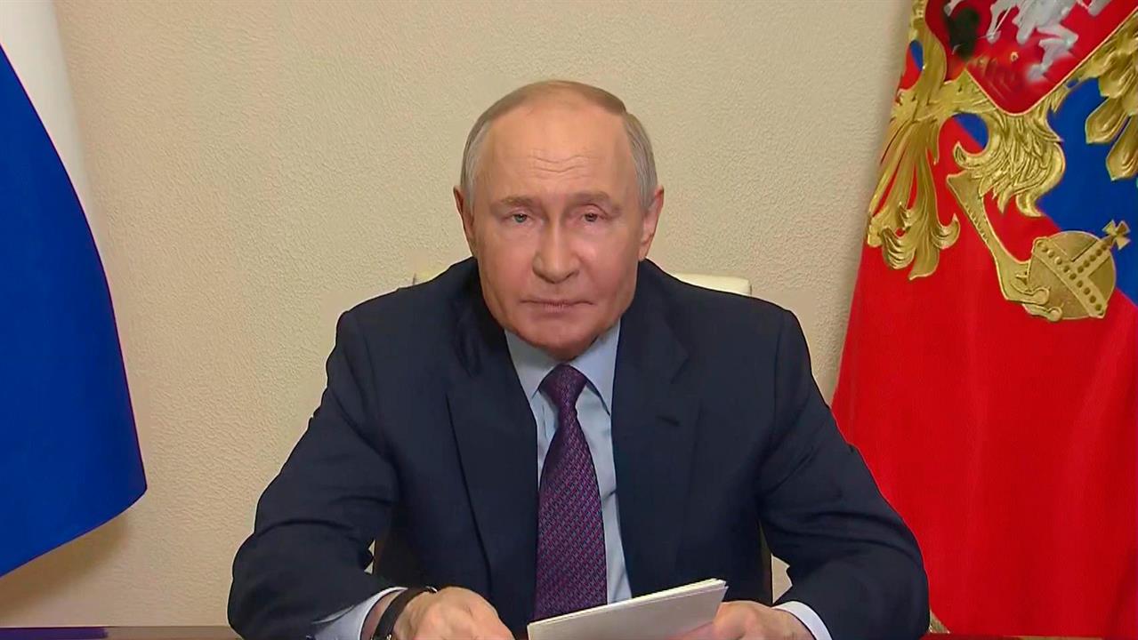 Путин заявил о сжатии ипотечного кредитования в России