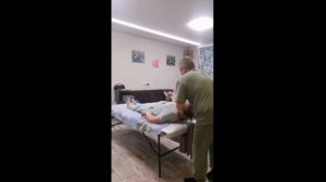 КИФОЗ В ШЕЕ, ПРОТРУЗИИ В ПОЯСНИЦЕ.