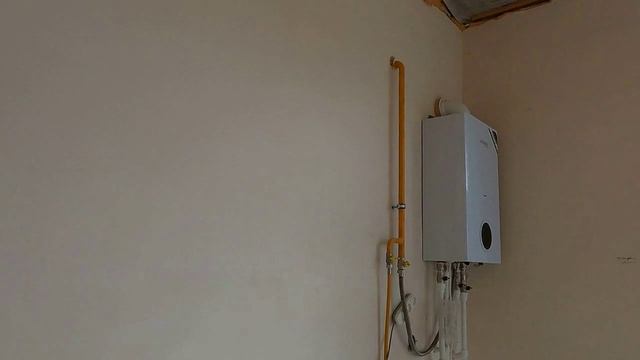 Дом в Феодосии. 1.5 км до моря смотреть онлайн