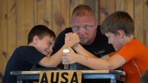 Armwrestling USA Kids round