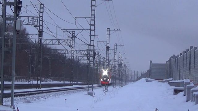 Электропоезд ЭГЭ2ТВ-002 Иволга сообщением Зеленоград-Крюково - Ипподром смотреть онлайн