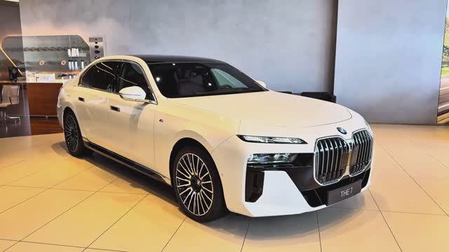 BMW 7 Series M Sport 2025 - Интерьер и Экстерьер