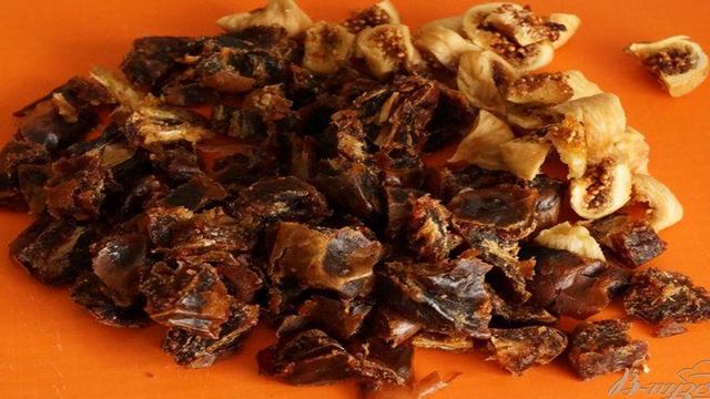 Кукурузный хлеб с финиками