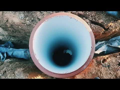 Показываю как устроена дренажная система на участке.