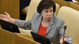 Она принимала законы в Гос Думе, пока её дочь жила в США: Личная драма Ирины Родниной