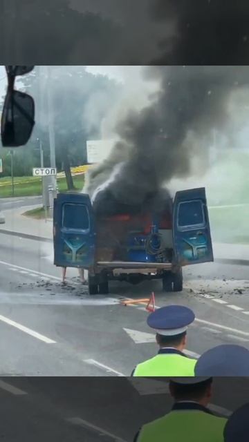 Горит газель в Солнцево смотреть онлайн