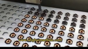 Автоматическая установка смешивания и дозирования двухкомпонентных материалов, компаундов, герметико