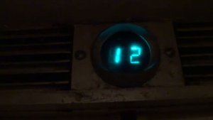 Грузовой лифт с индикатором ИВ-12