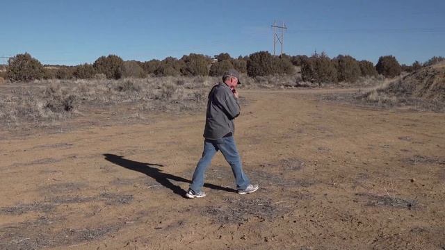 Ruger Red Hawk handgun. 44 magnum, Grizzly 300 grain punch ammo. смотреть онлайн