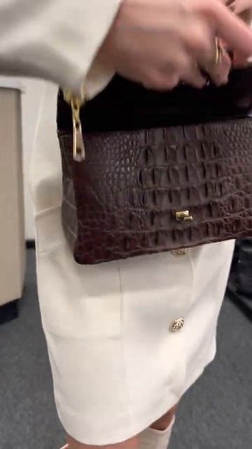 Сумка из натуральной кожи сиамского крокодила смотреть онлайн