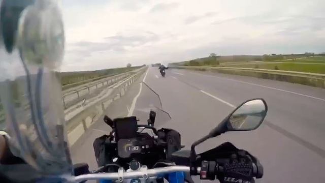 BMW Motorrad "Say GoodBye “ S1000XR is chased by R1200GS Rallye