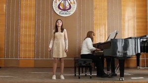 Михайлова Виктория "47 минут у телефона" сл. и муз. В. Семенова