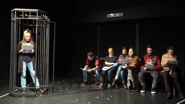 Читка пьесы «Аня в лифте» Оксаны Кушляевой