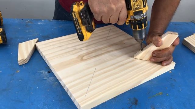Mesa de Luz o de dormitorio Diseño único MUY FÁCIL de hacer