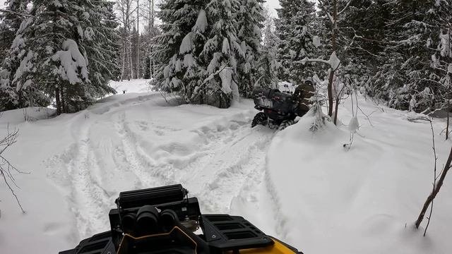 Зимой на квадроциклах, Стелс Гепард и ЦФ 500, отлично катнули!