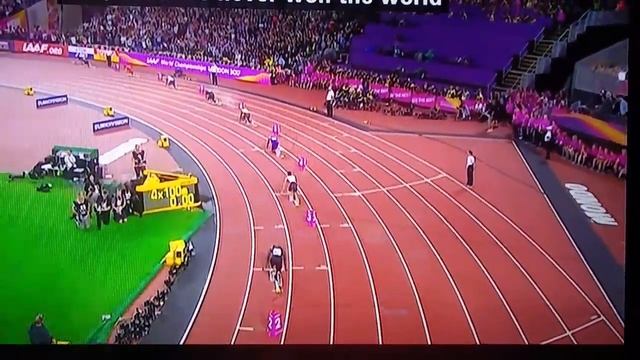 Usain Bolt beaten again in the 4 x 100m in the wac in London,dramatic end, injured in the process!