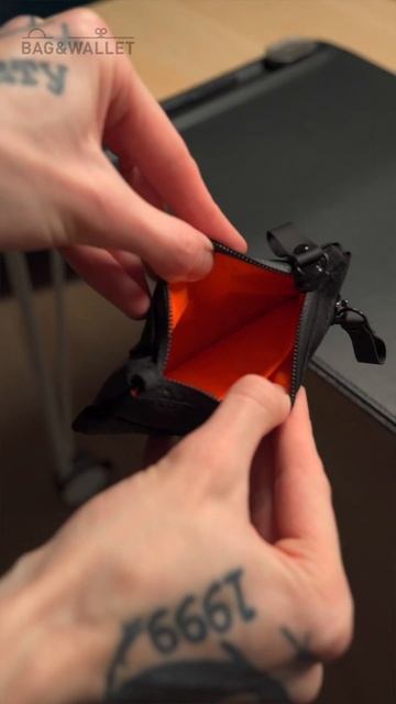 Alpaka Zip Cardholder — универсальный картхолдер-органайзер для самого необходимого #shorts