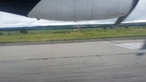 Взлёт Л-410 из аэропорта Черемшанка (Красноярск)