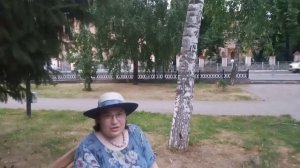 ПРО ЮНОСТЬ ГРУСТНУЮ.