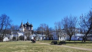 Усадьба Измайлово. Измайловский остров. Покровский собор. Москва. Апрель 2025