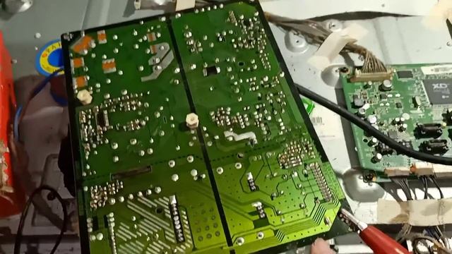 CARA MEMPERBAIKI TV LCD LG 32in TYPE 32LK313 MATI TOTAL ( SHARING ) смотреть онлайн