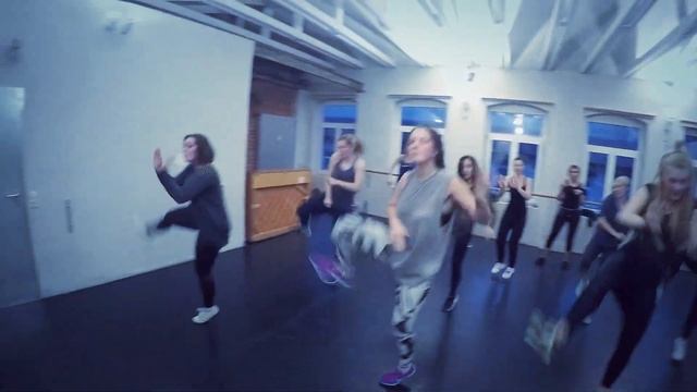 Female Dancehall Workshop Dresden | Mai 2017 | Isi Watch Mi Step