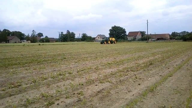 Oprysk John Deere смотреть онлайн