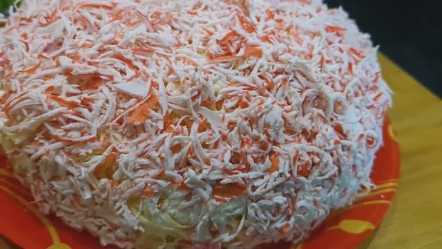 Такой салат съедят за минуту, очень вкусный и простой в приготовлении!