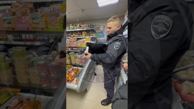 Русская Община Наро-Фоминска вскрыла точку незаконной торговли с нелегальным хостелом !!!