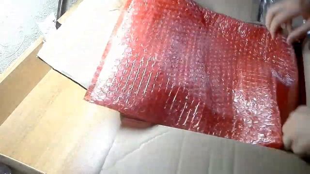 Упаковываю тарелку | Полетит Почтой России в Америку