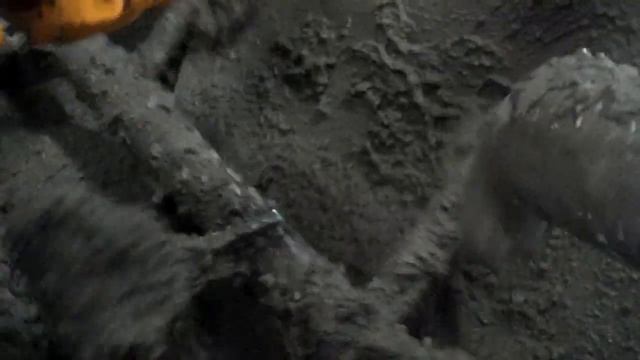 LH76-610C hose pump conveying concrete with 15mm aggregate смотреть онлайн