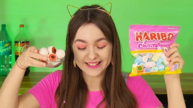 मैं बनाम दादी कुकिंग चैलेंज | रसोई युद्ध RaPaPa Challenge смотреть онлайн