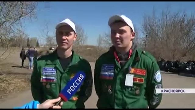 Красноярцы вышли на большую уборку набережной Енисея