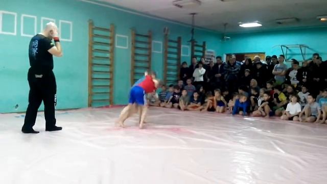 Момот Миша 1 сзватка смотреть онлайн