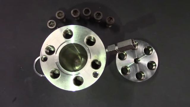 Autoclave Engineers Pressure Vessel 300 ml cap 316 SS смотреть онлайн