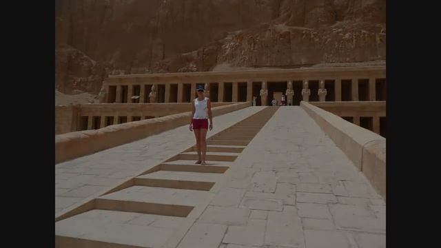 Martin Hradel Pavlina Reslova Egypt Part 1 смотреть онлайн