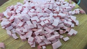 Окрошка на кефире и минеральной воде