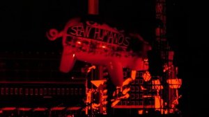 Roger Waters Chile 2018 - Pigs (Three Different Ones)