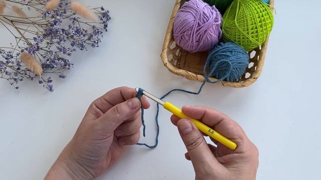 Вязание крючком для начинающих. Урок 1.