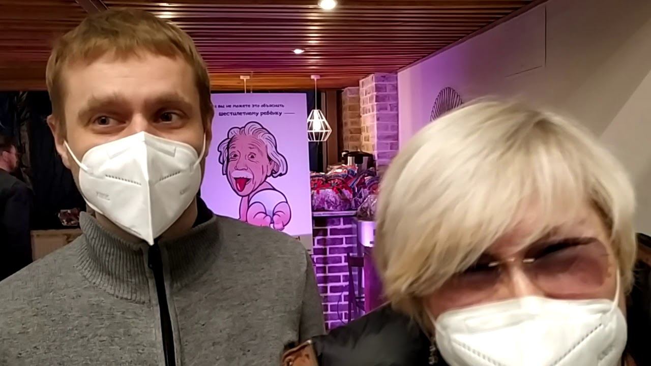 112 Очень ярко и интересно! Отзыв о научном шоу Доктор Хайп от бабушки и папы смотреть онлайн