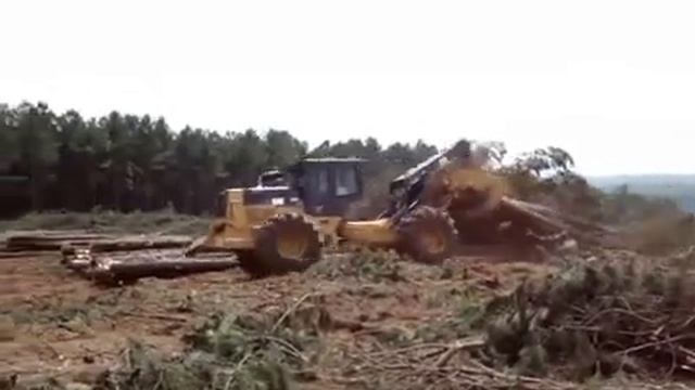 Cat 545C Колесный скиддер