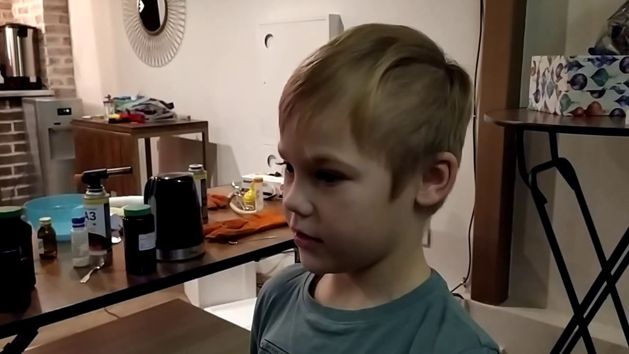 41 Чуть потолок не пробили! Отзыв мальчика о научной ёлке ЭКЗО (Я Экспериментатор) смотреть онлайн