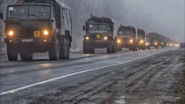 В Белоруссии замечен огромный железнодорожный состав с крупнокалиберной артиллерией