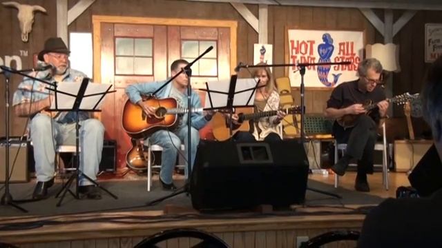 Ukelele Lady at the FUR PEACE RANCH смотреть онлайн