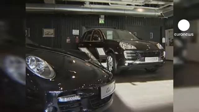 VW, Porsche shares gain on tie-up plans смотреть онлайн