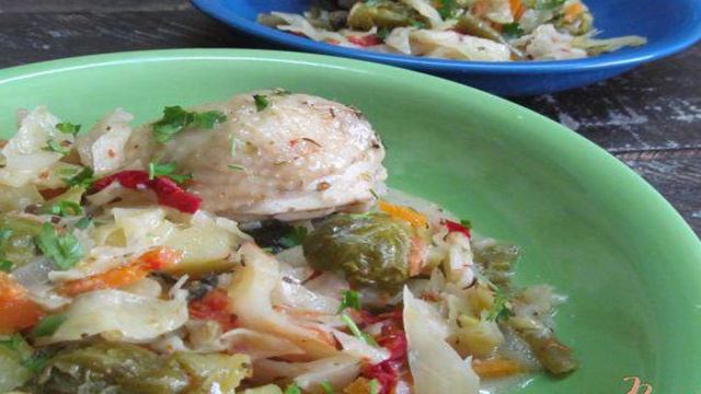 Рагу из курицы с овощами в мультиварке
