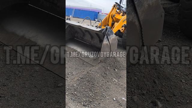 приехал трактор к нам 🚜
