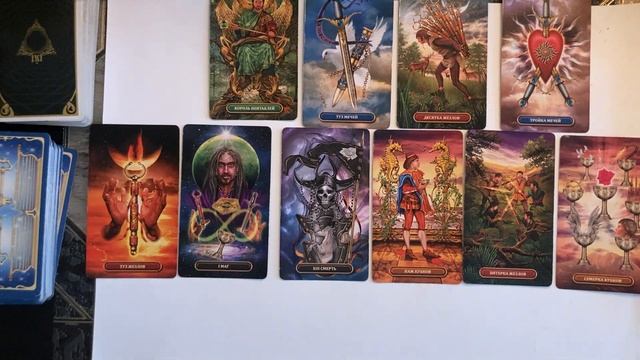 Таро. Рыбы и Декабрь 2021. Женский расклад✨ смотреть онлайн