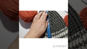 Модная шапочка с интересной макушкой. Вязание с Оксаной Ивановой 😊  10 декабря 2020 г.